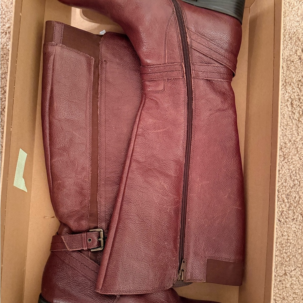 Naturalizer wide calf Women's Heeled Boots in Brown